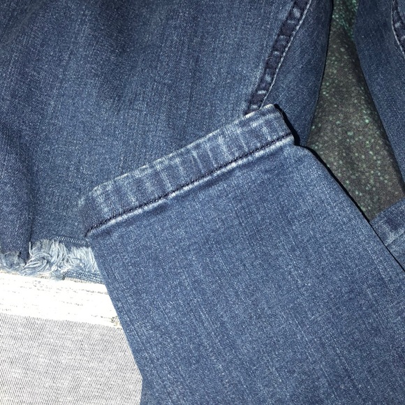 MISSGUIDED ripped knees dark denim jeans - Picture 5 of 6